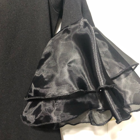 NEW Black dress with 3/4 ruffled finish sleeves, size M. - Picture 4 of 8